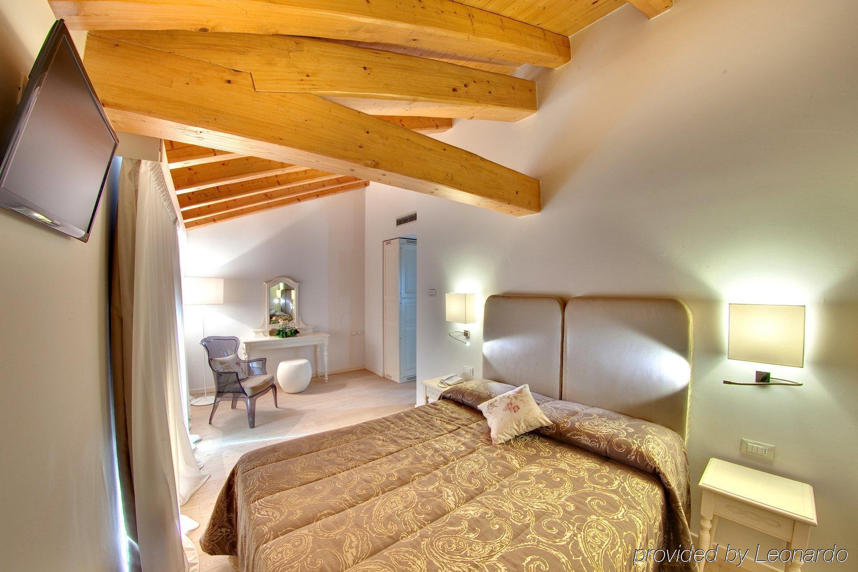 Agriturismo Ca' Beatrice - Venice Airport Favaro Veneto Rum bild